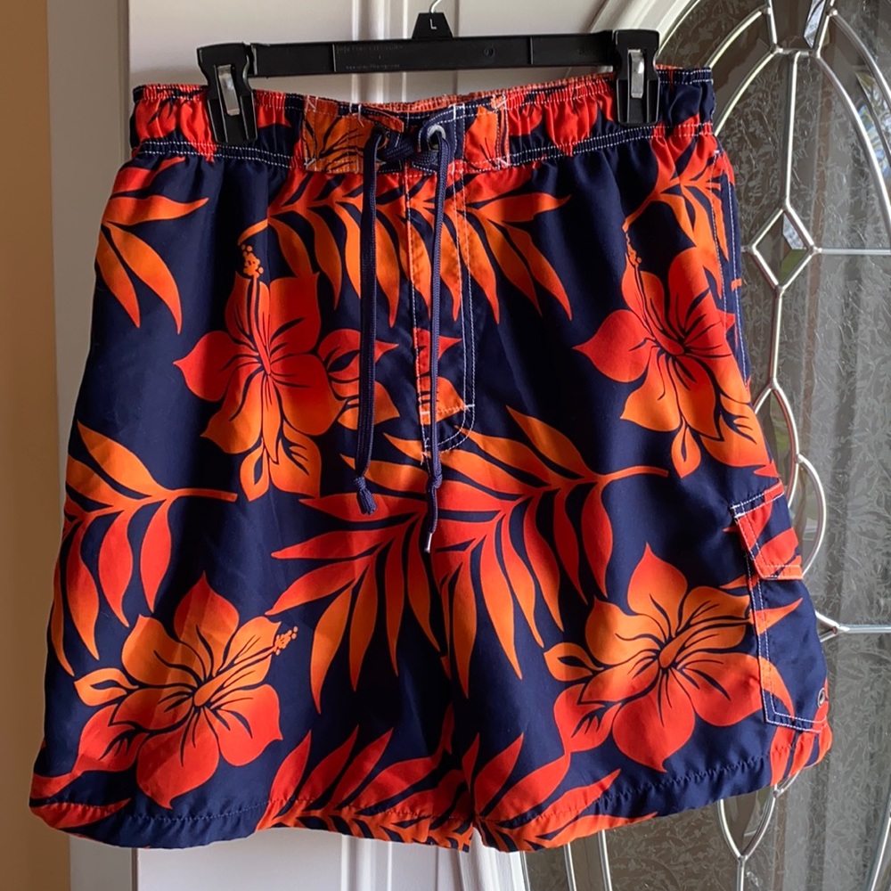 Men’s swim trunks. Size L